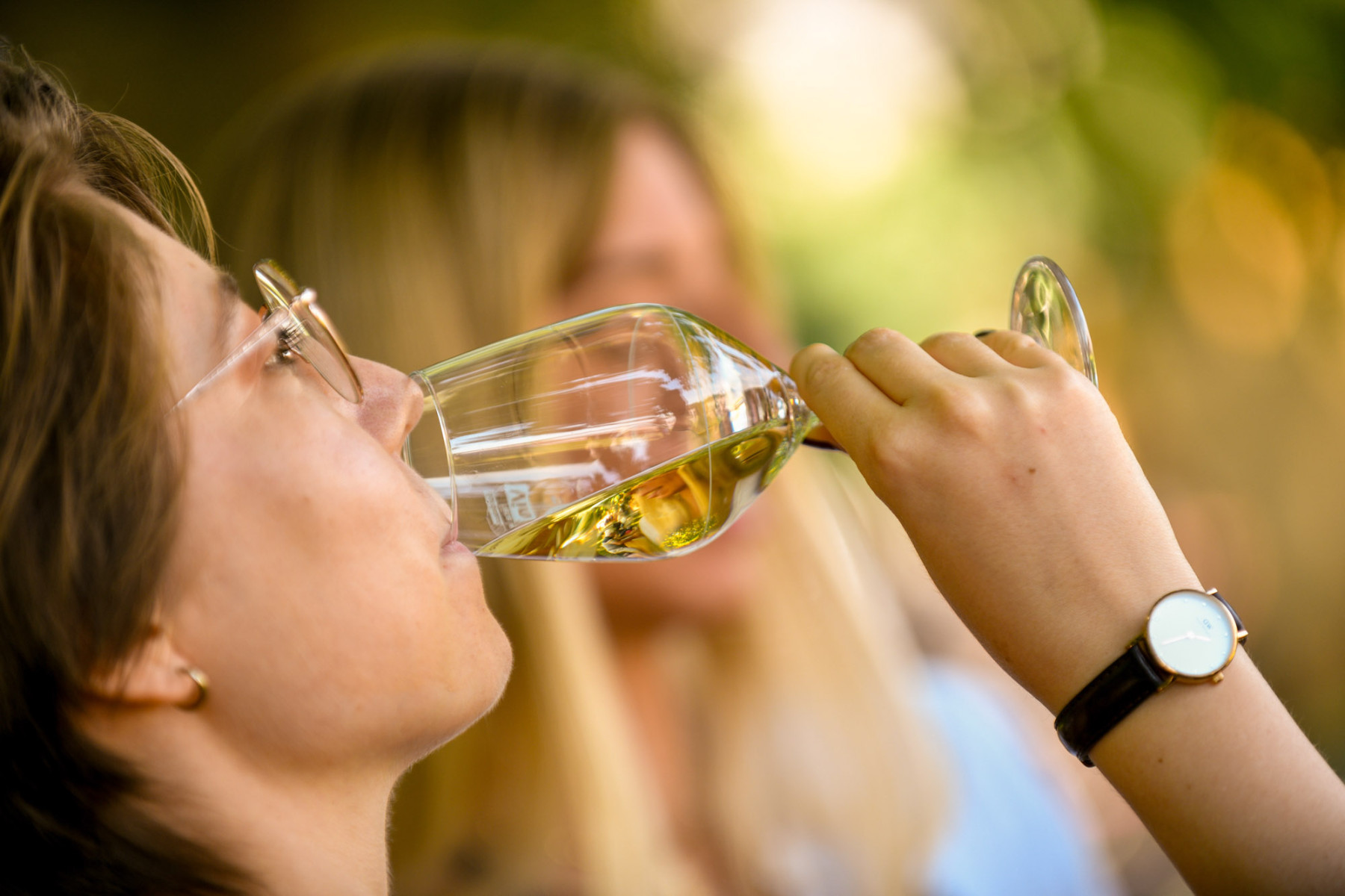 Dégustation de vin blanc à Bordeaux Fête le Vin © Vincent Bengold